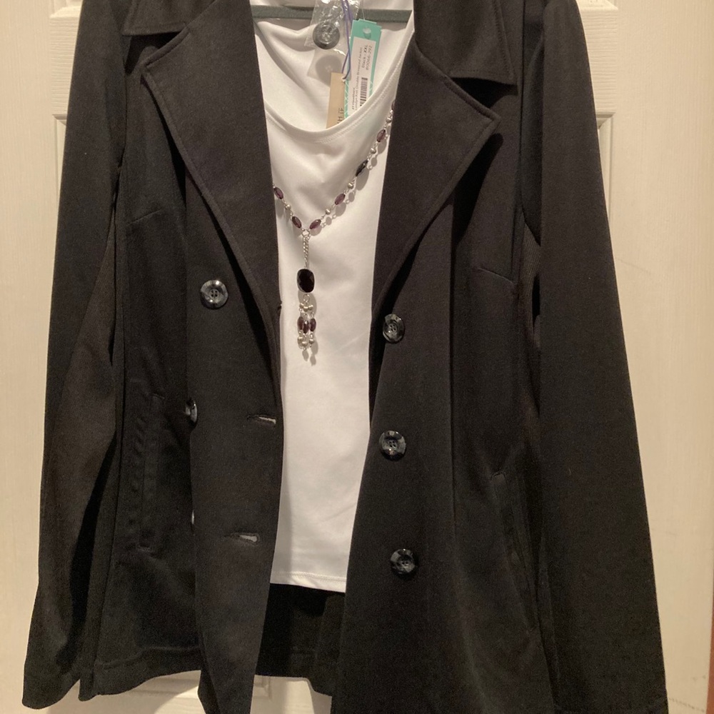Blazer - Picture 2 of 2